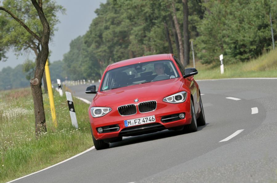  BMW 118i Sport Line 2011 года  (фото 65 из 185)